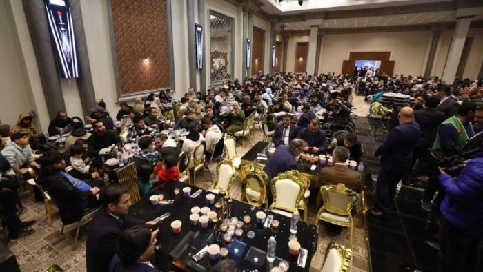 Büyükşehir’in en anlamlı iftar sofrası Kahire’de kuruldu  Başkan Büyükakın, Gazzeli ailelerle oruç açtı